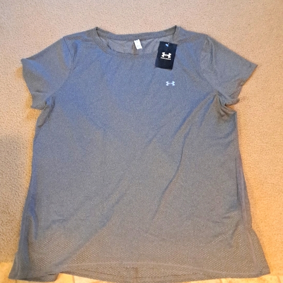 UNDER ARMOUR Tops - UNDER ARMOUR  HEATGEAR TEE.  2XL